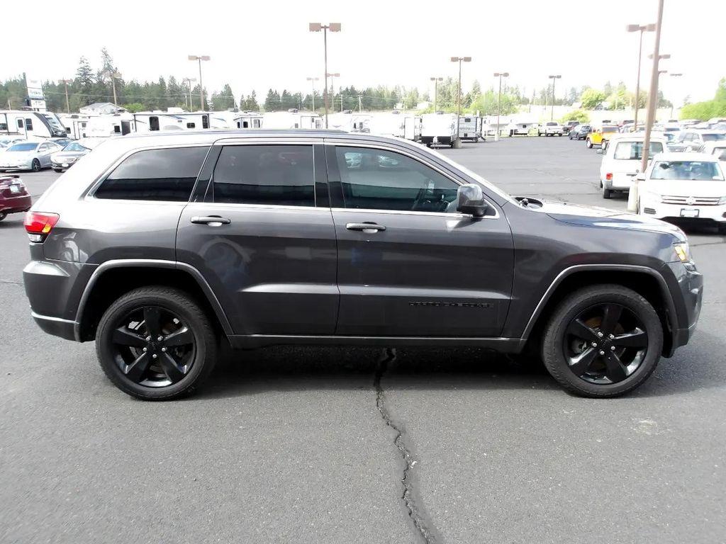 used 2015 Jeep Grand Cherokee car, priced at $10,995