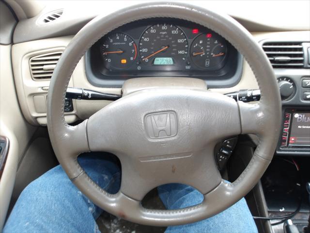 used 2000 Honda Accord car, priced at $2,995