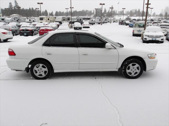 used 2000 Honda Accord car, priced at $2,995