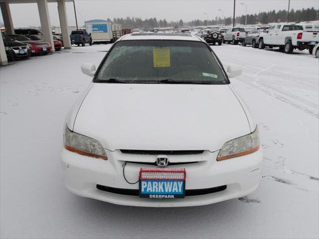 used 2000 Honda Accord car, priced at $2,995