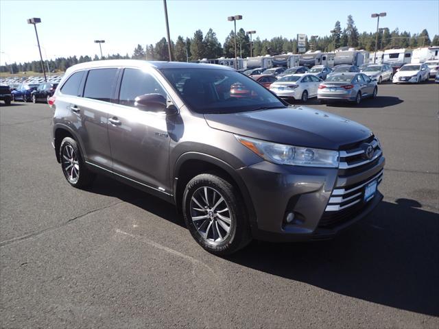 used 2019 Toyota Highlander Hybrid car, priced at $20,989