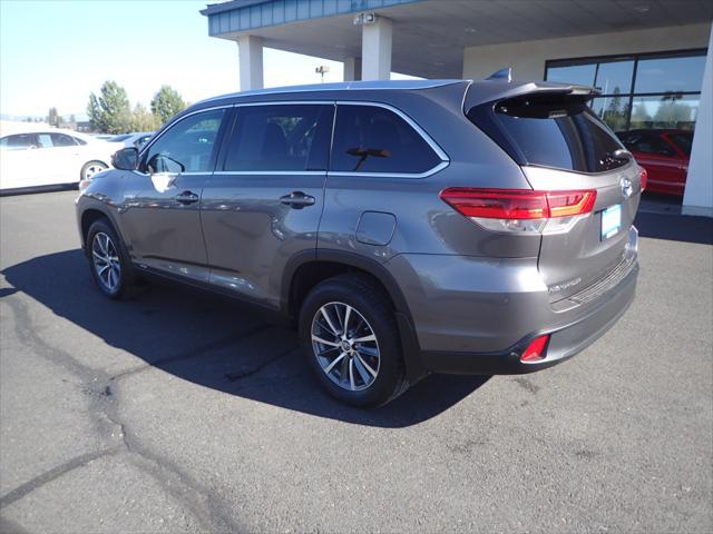 used 2019 Toyota Highlander Hybrid car, priced at $20,989