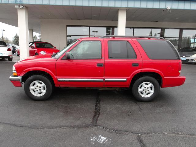 used 2000 Chevrolet Blazer car