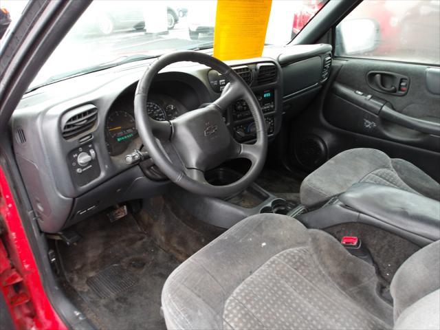 used 2000 Chevrolet Blazer car