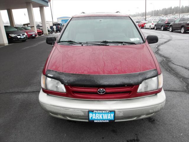 used 1998 Toyota Sienna car, priced at $5,995