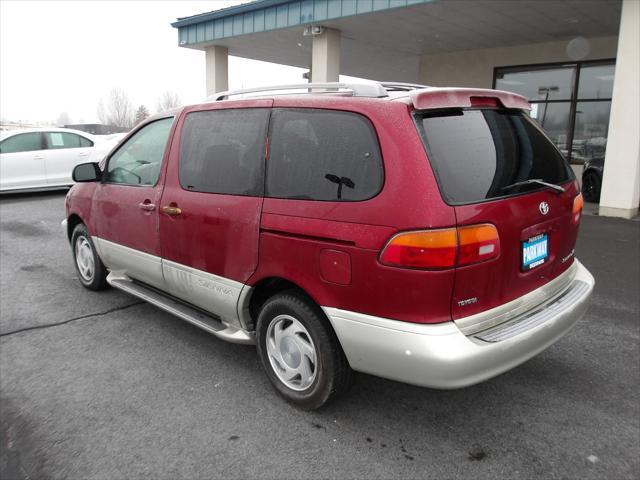 used 1998 Toyota Sienna car, priced at $5,995