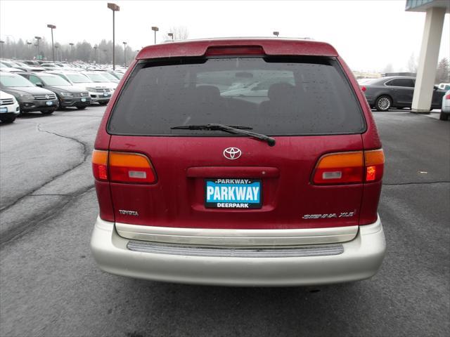 used 1998 Toyota Sienna car, priced at $5,995