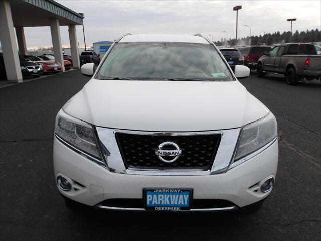 used 2014 Nissan Pathfinder car, priced at $11,995