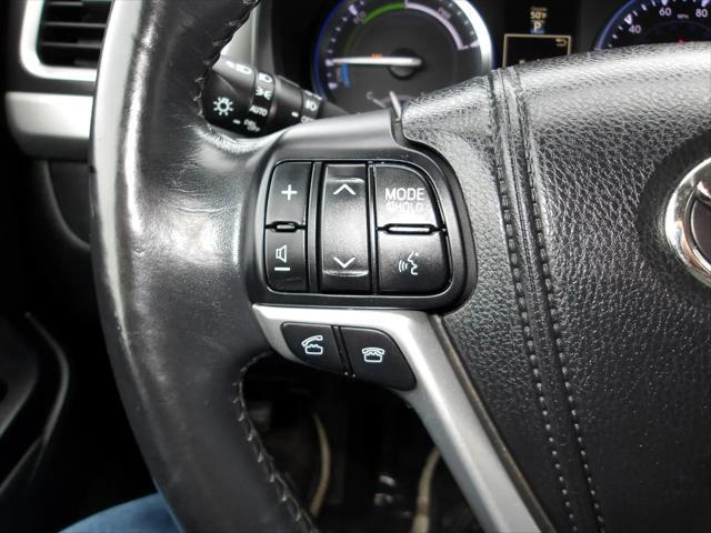 used 2014 Toyota Highlander Hybrid car, priced at $18,995