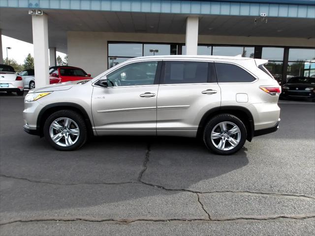 used 2014 Toyota Highlander Hybrid car, priced at $18,995