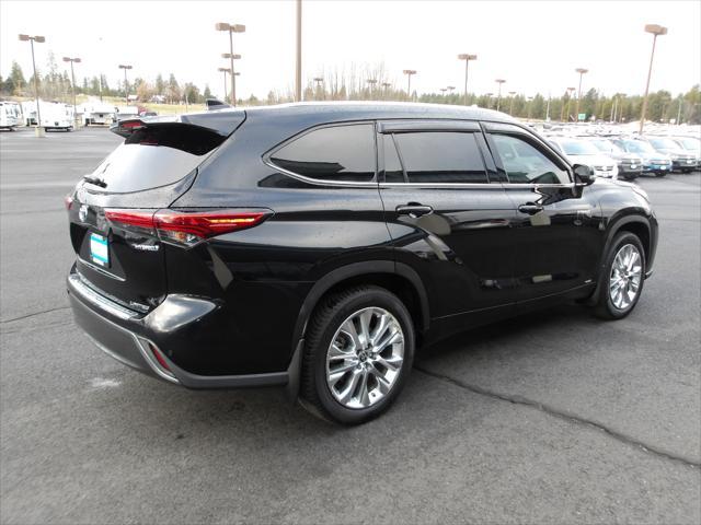 used 2021 Toyota Highlander Hybrid car, priced at $31,745