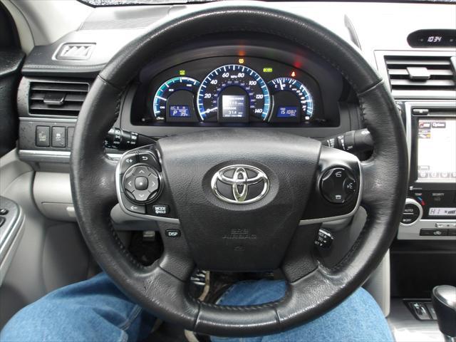 used 2014 Toyota Camry Hybrid car, priced at $12,995