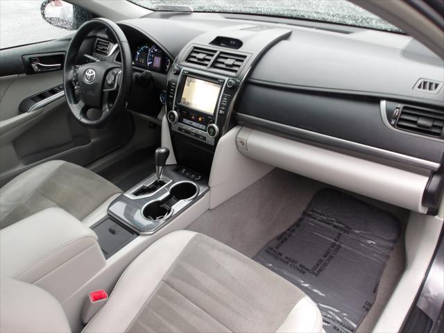 used 2014 Toyota Camry Hybrid car, priced at $12,995