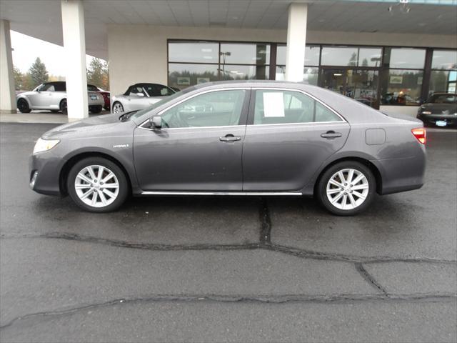 used 2014 Toyota Camry Hybrid car, priced at $12,995