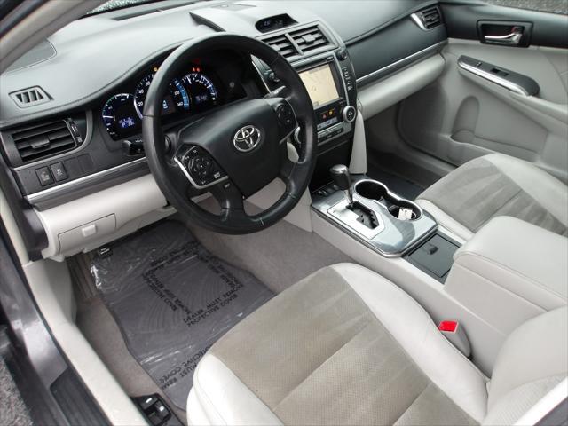 used 2014 Toyota Camry Hybrid car, priced at $12,995