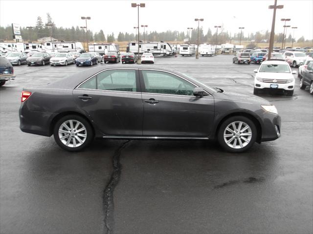 used 2014 Toyota Camry Hybrid car, priced at $12,995