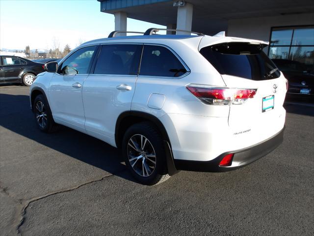 used 2016 Toyota Highlander car, priced at $17,745