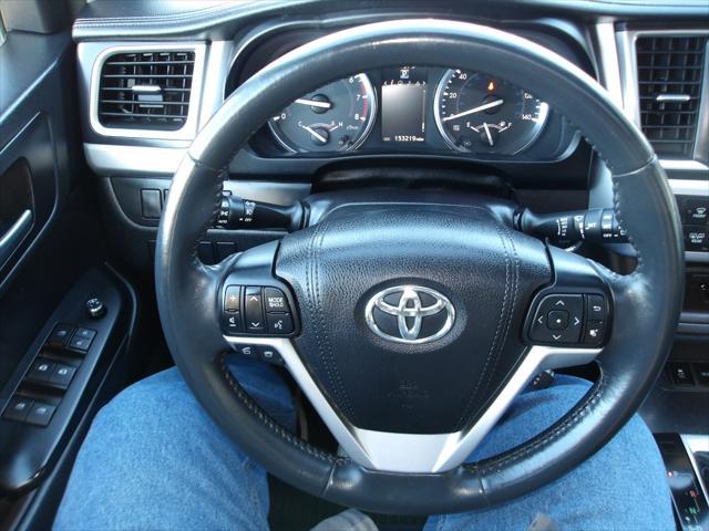 used 2016 Toyota Highlander car, priced at $17,745