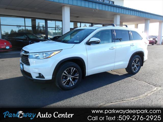 used 2016 Toyota Highlander car, priced at $17,995