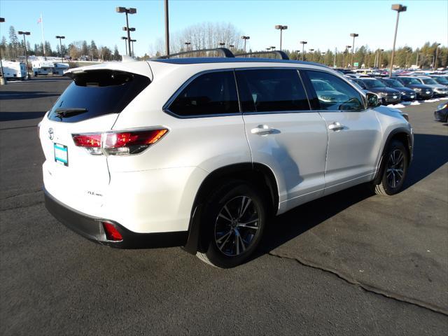 used 2016 Toyota Highlander car, priced at $17,995