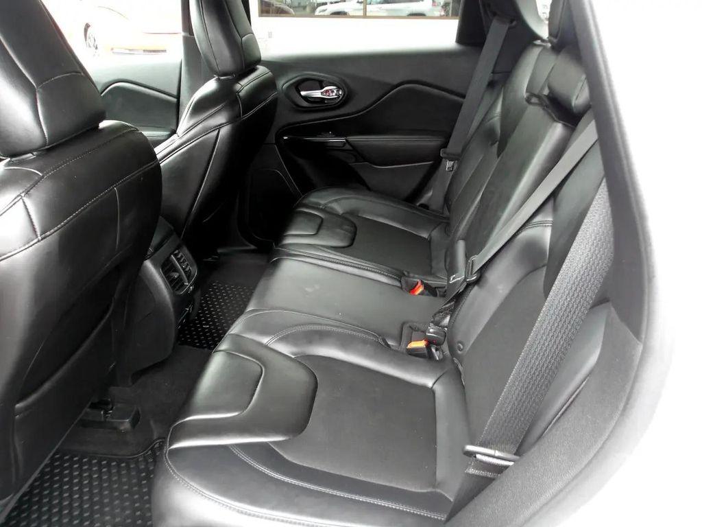 used 2019 Jeep Cherokee car, priced at $12,495