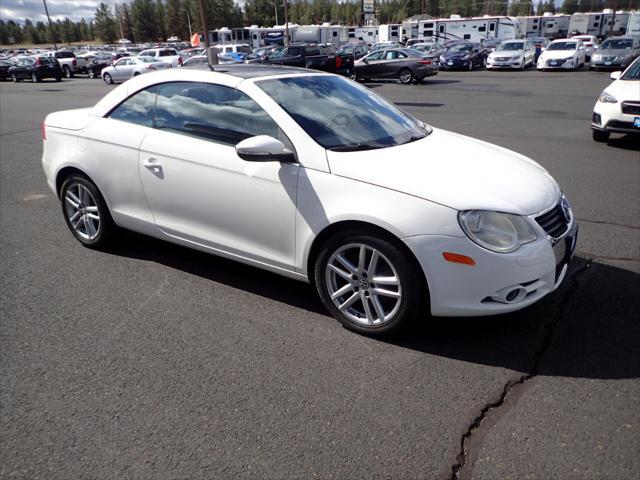 used 2009 Volkswagen Eos car, priced at $7,589