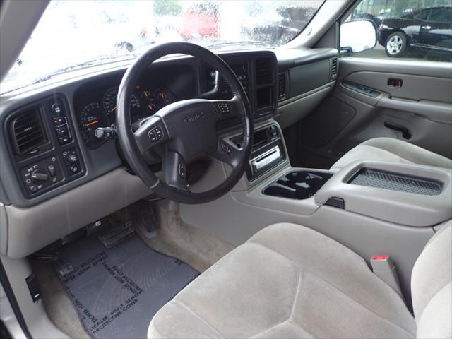 used 2005 GMC Yukon XL car, priced at $5,789