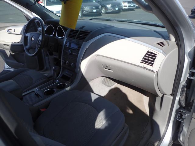 used 2012 Chevrolet Traverse car, priced at $4,995