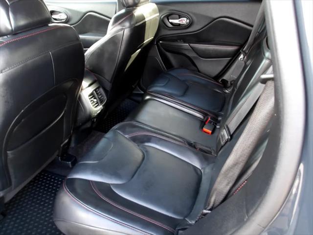 used 2016 Jeep Cherokee car, priced at $10,995