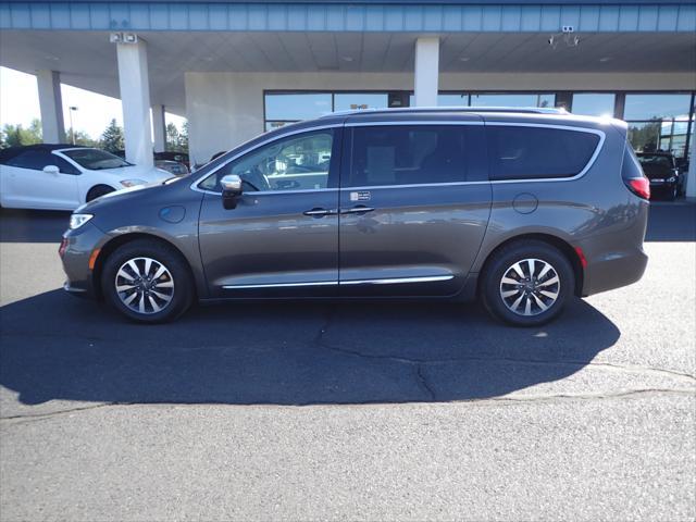 used 2021 Chrysler Pacifica Hybrid car, priced at $27,245