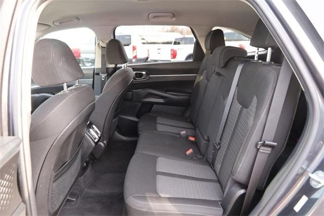 used 2023 Kia Sorento car, priced at $22,950