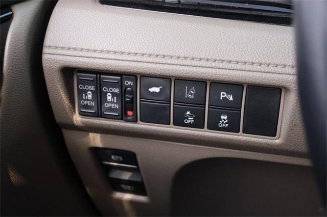 used 2020 Honda Odyssey car, priced at $27,950