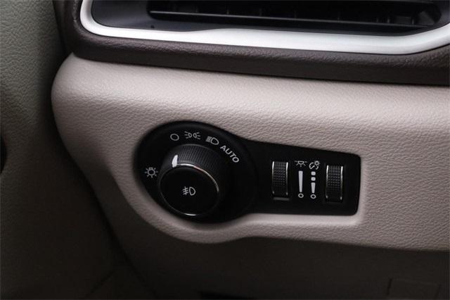used 2019 Chrysler Pacifica car, priced at $18,950