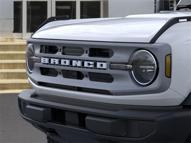 new 2025 Ford Bronco car, priced at $45,052