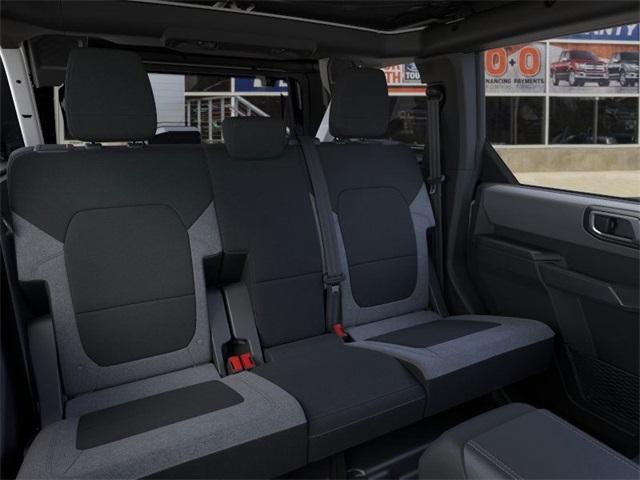 new 2025 Ford Bronco car, priced at $45,052