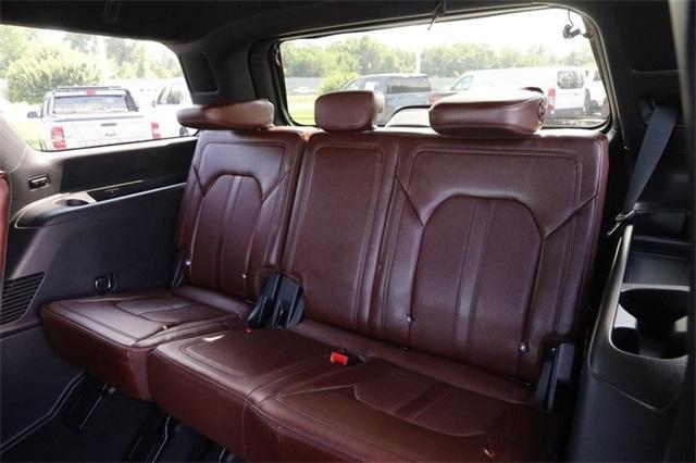 used 2024 Ford Expedition car, priced at $59,950