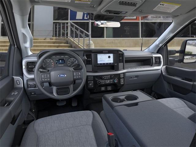 new 2025 Ford F-250 car, priced at $45,970