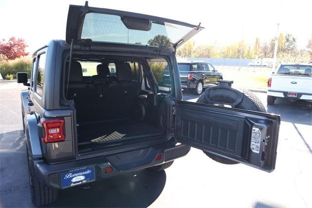 used 2018 Jeep Wrangler Unlimited car, priced at $28,950