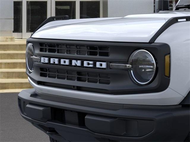 new 2025 Ford Bronco car, priced at $42,325