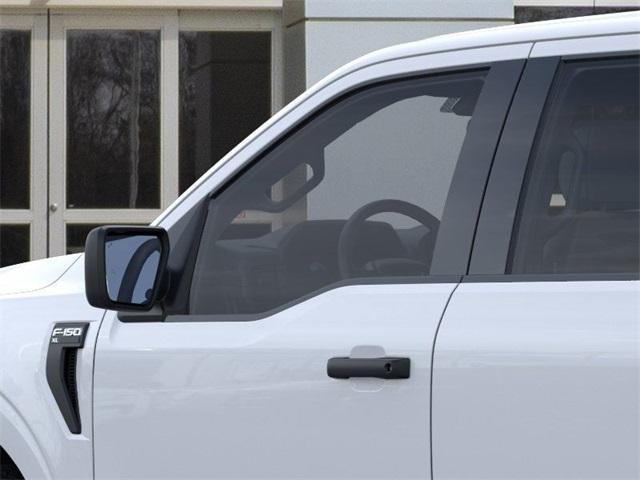 new 2025 Ford F-150 car, priced at $44,643