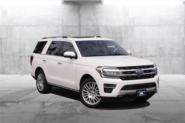 used 2024 Ford Expedition car, priced at $60,450