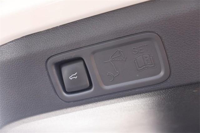 used 2024 Ford Expedition car, priced at $60,450