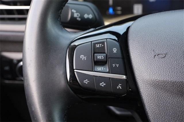 used 2023 Ford Escape car, priced at $22,950