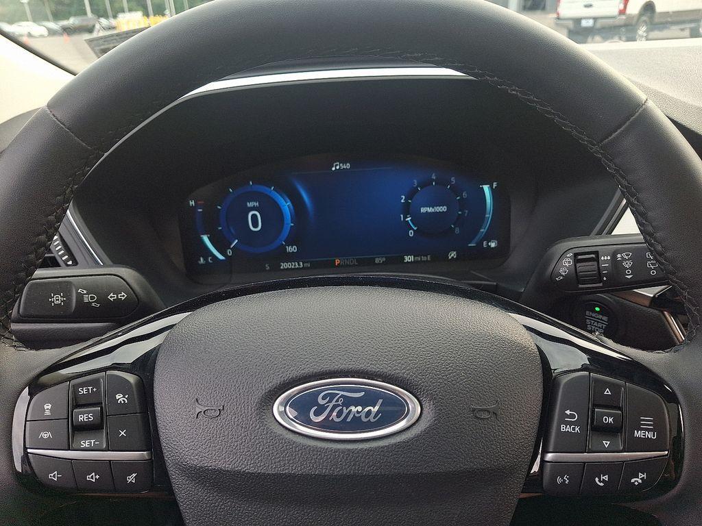 used 2022 Ford Escape car, priced at $27,197