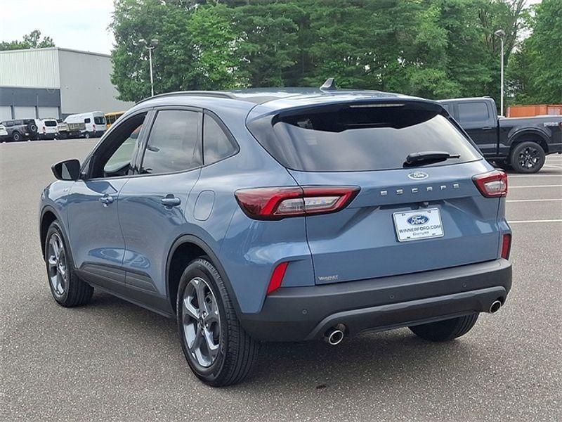 used 2025 Ford Escape car, priced at $28,999
