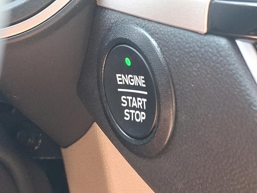 used 2022 Ford Escape car, priced at $24,999