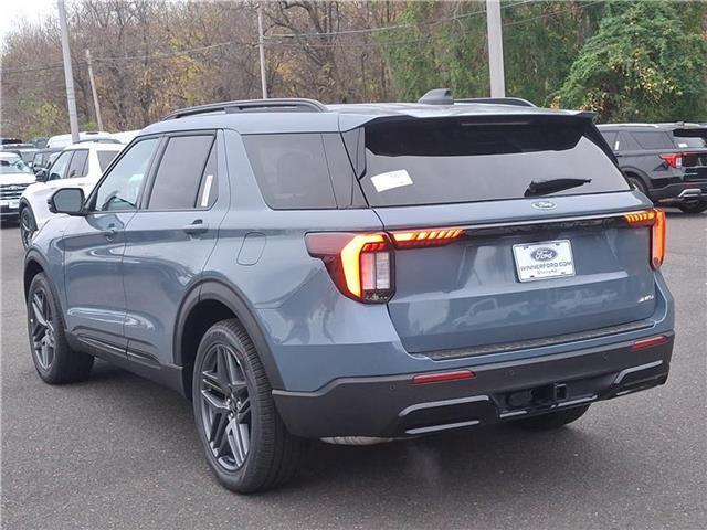 new 2025 Ford Explorer car, priced at $52,285