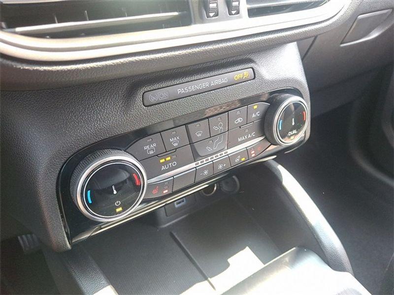 used 2022 Ford Escape car, priced at $20,999