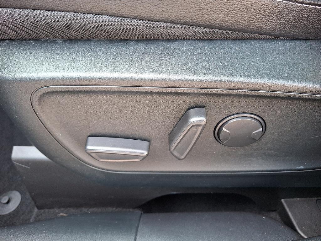 used 2022 Ford Escape car, priced at $23,495