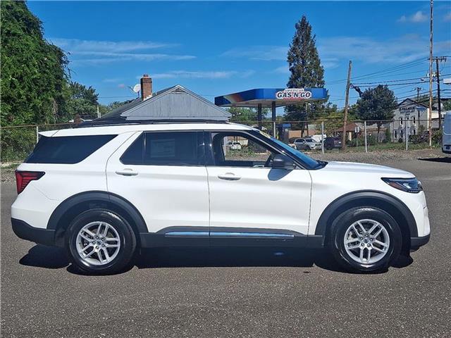 used 2025 Ford Explorer car, priced at $40,995